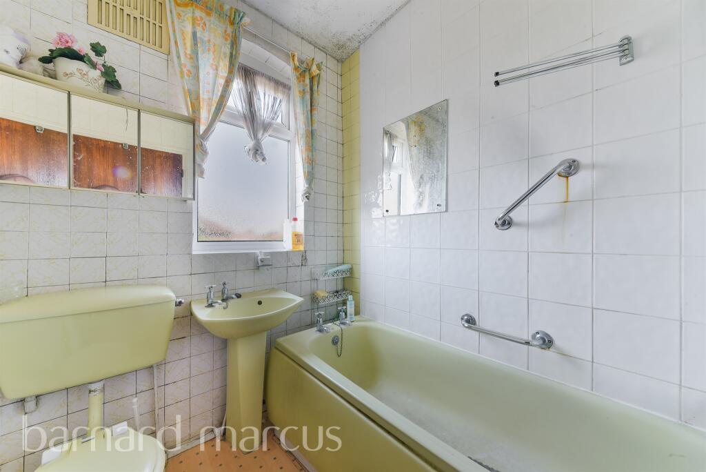 Additional image 6 of Bond Road, Mitcham