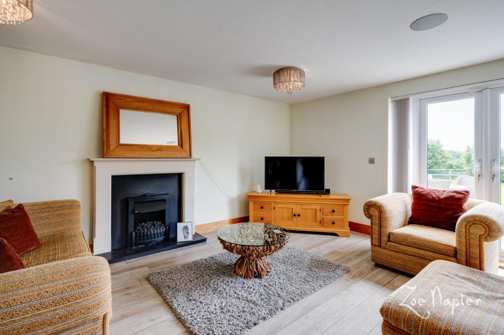 Additional image 8 of Moreton