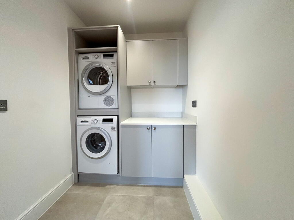 Additional image 9 of 41 Shenfield Road, Shenfield, Brentwood