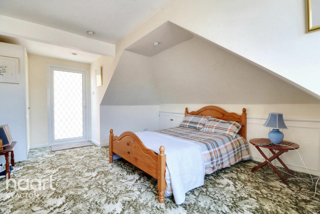 Additional image 16 of Marine Parade East, Clacton-On-Sea