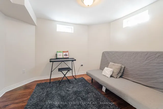 Additional image 31 of 60 Clover Bloom Rd