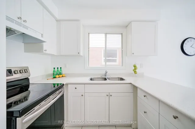 Additional image 19 of 115 Ecclestone Dr