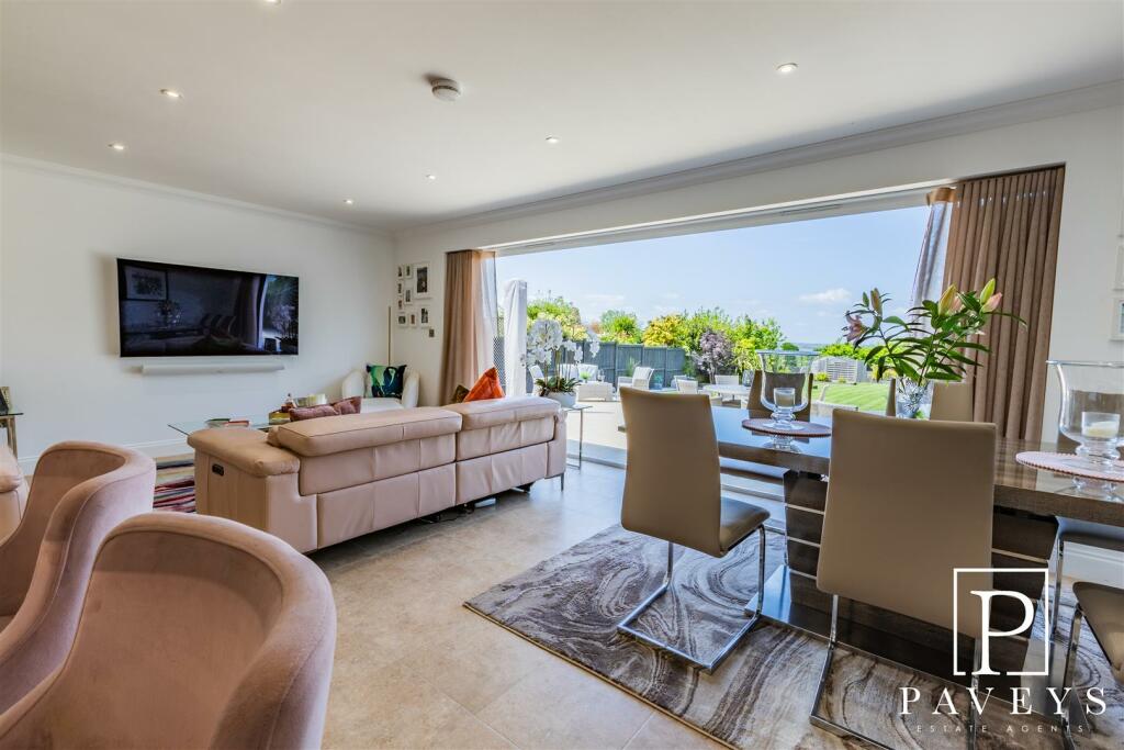 Additional image 12 of Kirby Road, Walton On The Naze