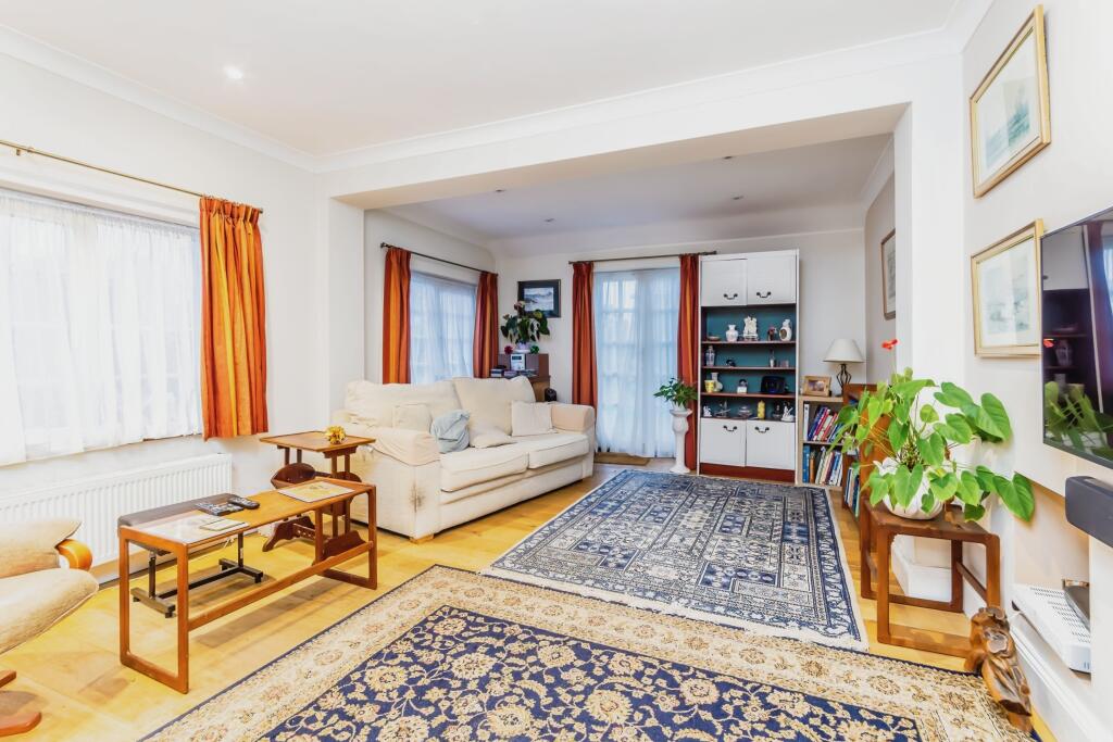 Additional image 18 of Birch Avenue, Caterham, Surrey, CR3