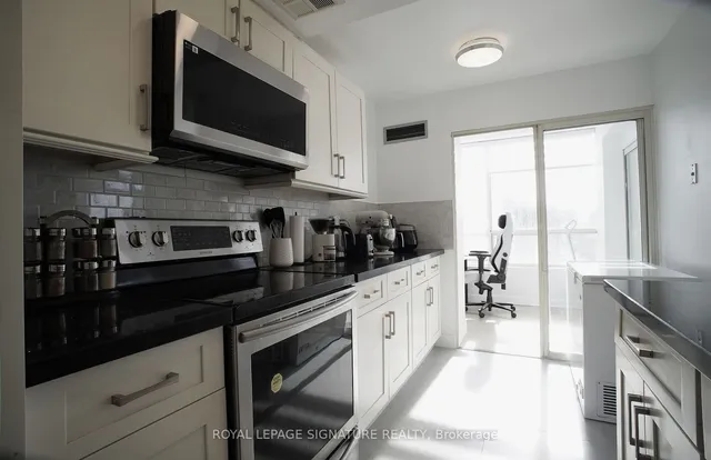 Additional image 7 of 5765 Yonge St Unit PH102