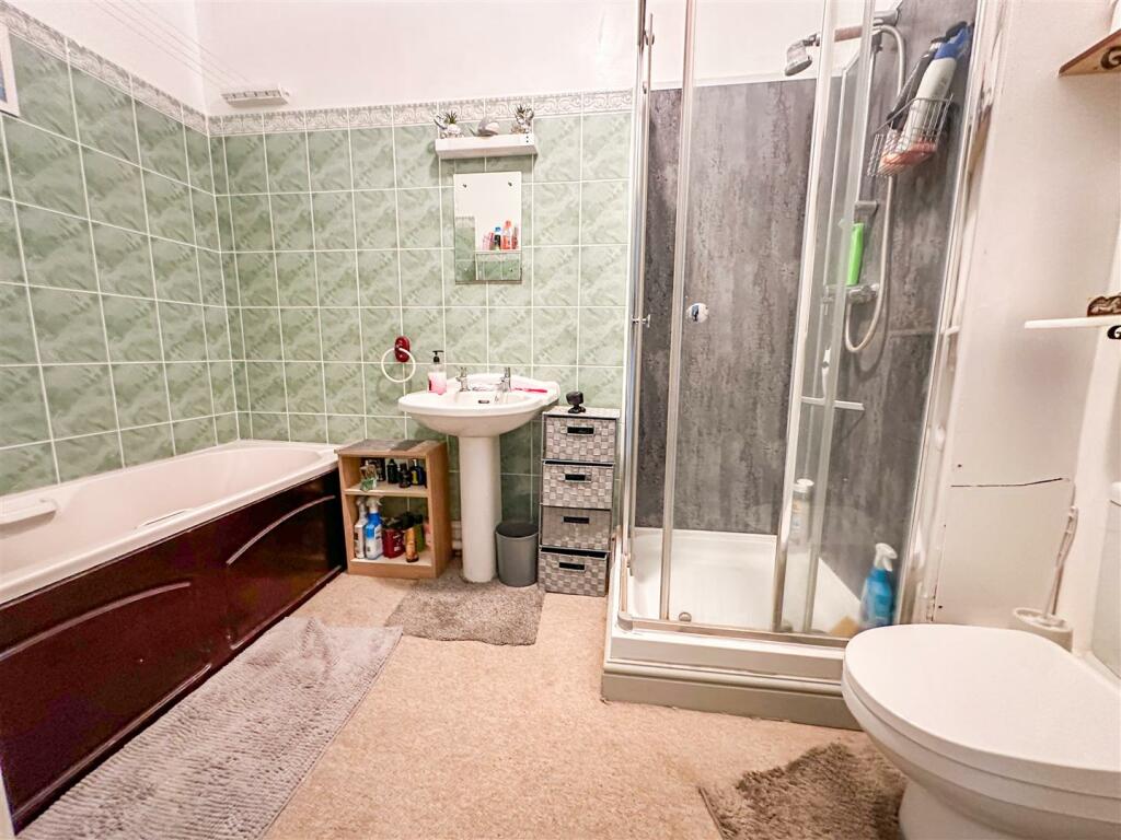 Additional image 10 of The Towers, Vista Road, Clacton Sea Front