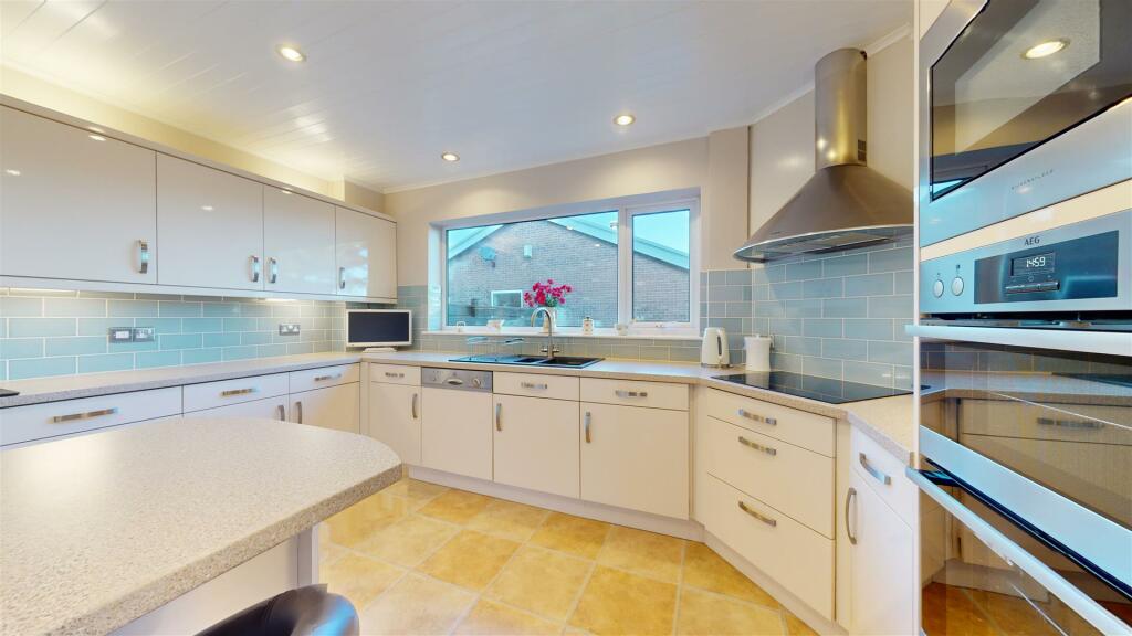 Additional image 10 of Black Brook, Sychdyn, Mold