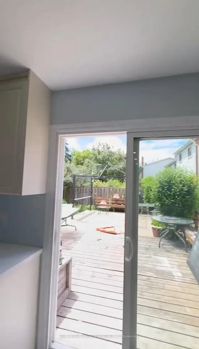 Additional image 16 of 110 Dumfries Ave