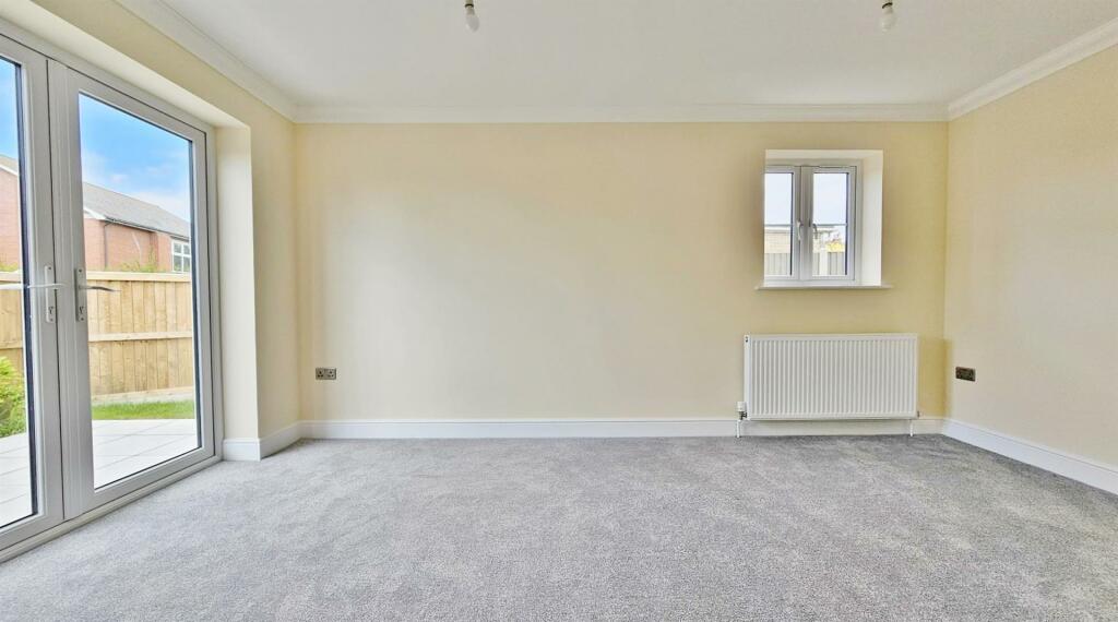 Additional image 15 of Fifth Avenue, Frinton-On-Sea