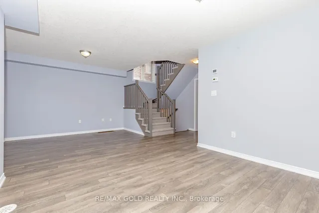 Additional image 10 of 22 Francesco St