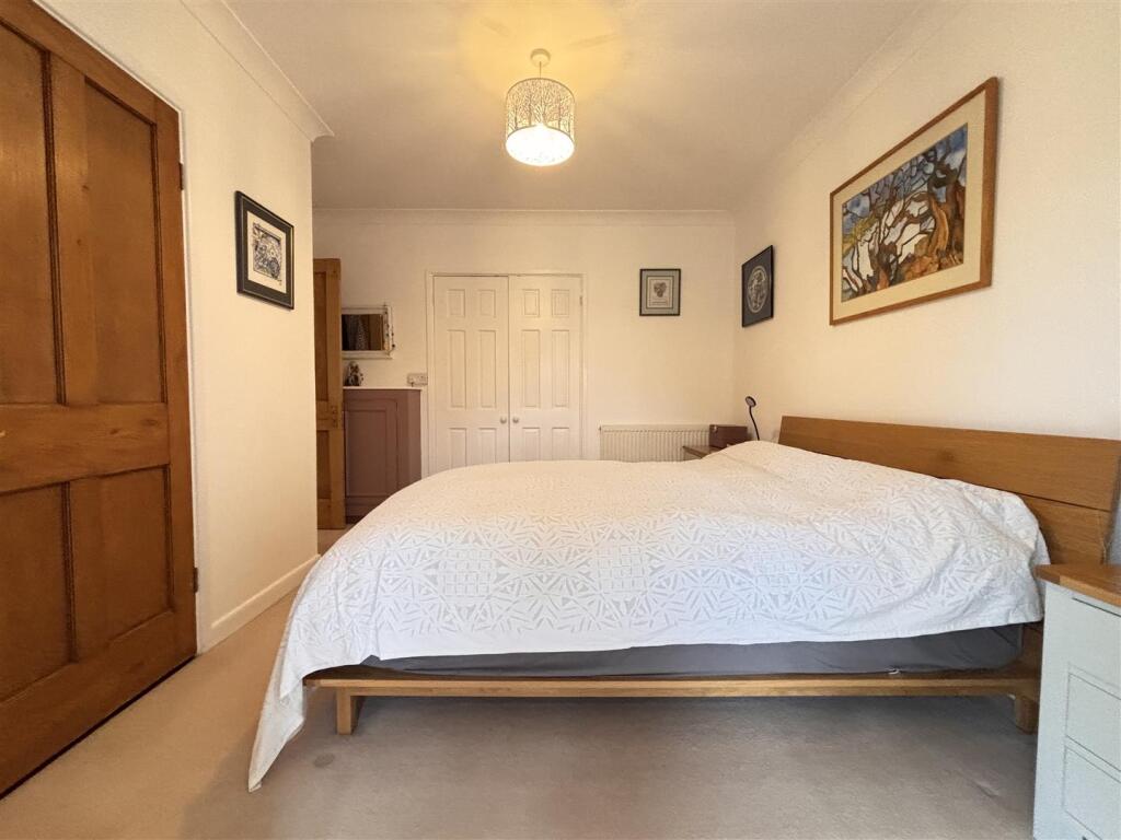 Additional image 42 of Windmill Road, Bradfield