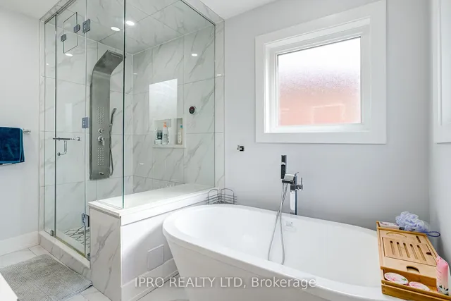 Additional image 21 of 3 Forestgrove Circ