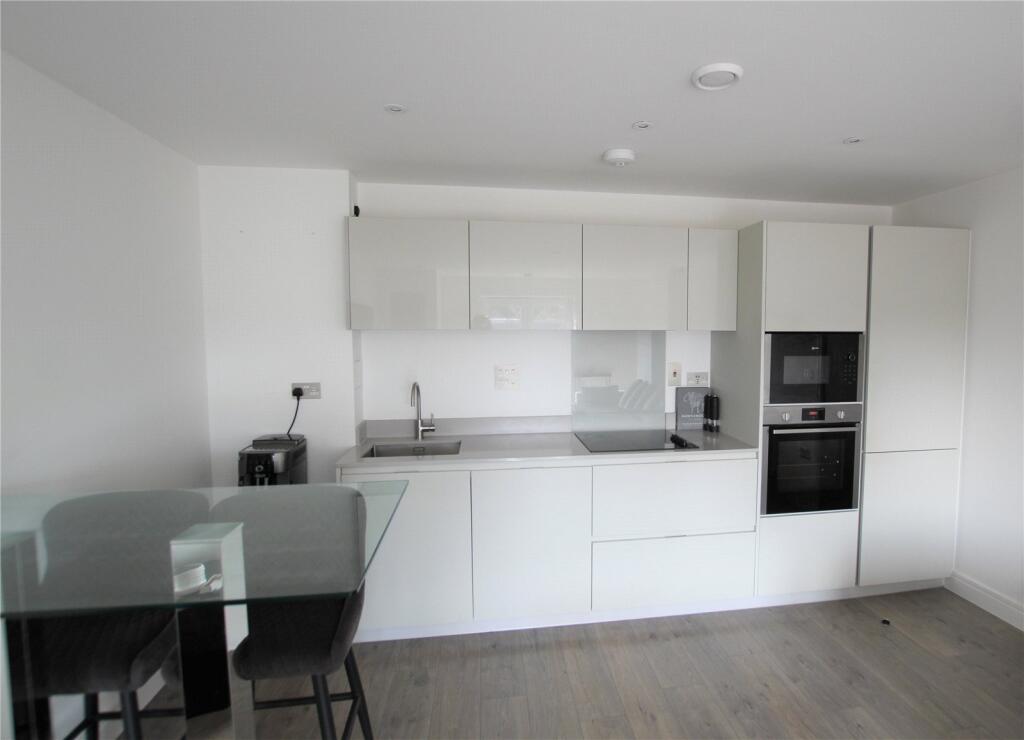 Additional image 4 of Luna St. James, 12 St James Road, Brentwood, Essex, CM14