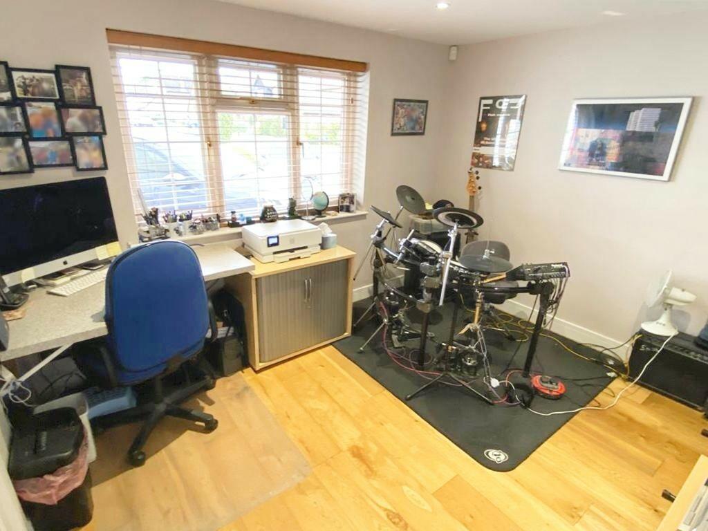 Additional image 29 of Carson Road, Billericay