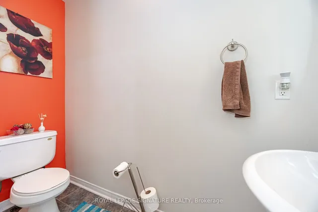 Additional image 16 of 32 Bay Breeze Dr