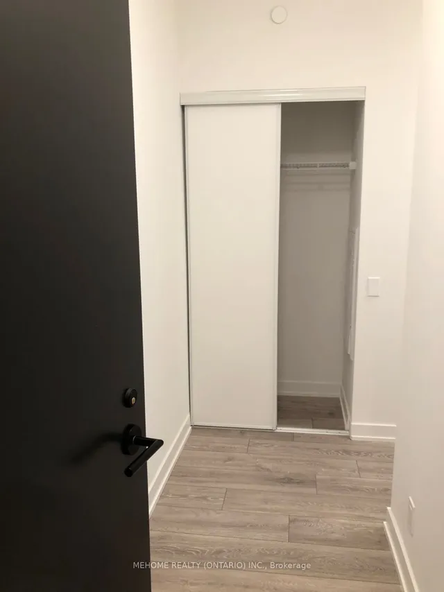 Additional image 5 of 108 Peter St Unit 1001