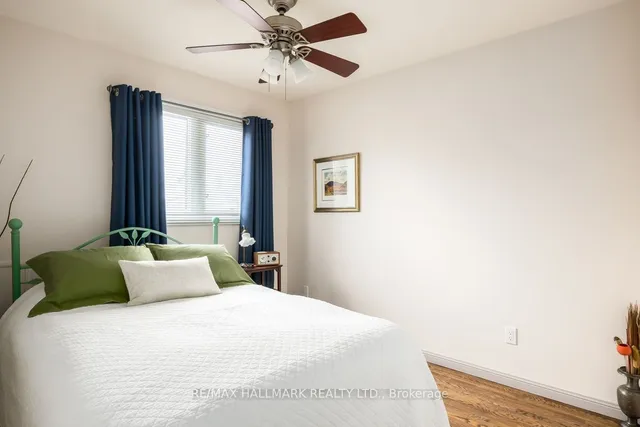 Additional image 16 of 220 Linsmore Cres