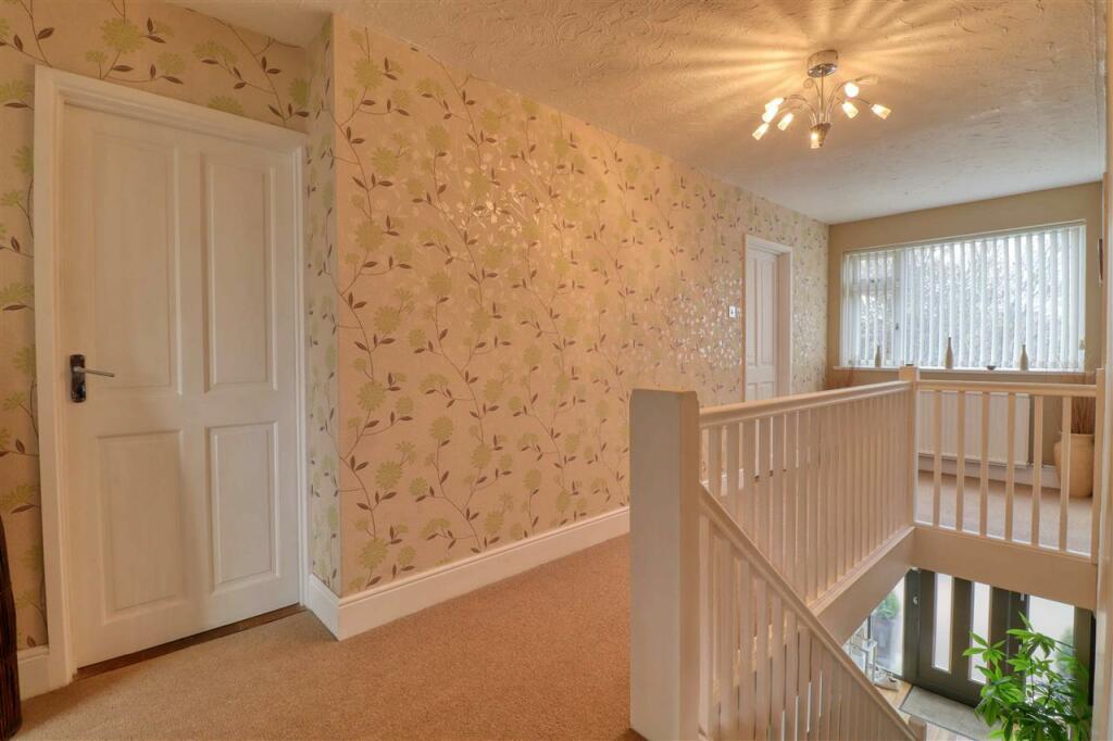 Additional image 12 of Queensway, Holland on Sea