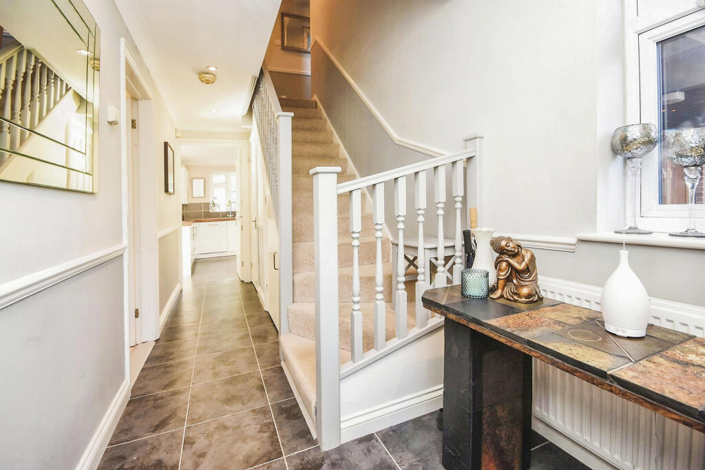 Additional image 10 of Honey Close, Great Baddow, Chelmsford