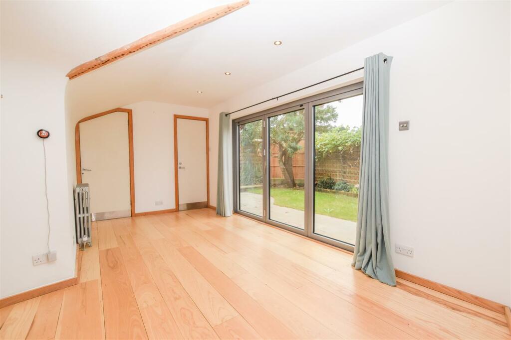 Additional image 9 of Victoria Road, Little Neston, Neston