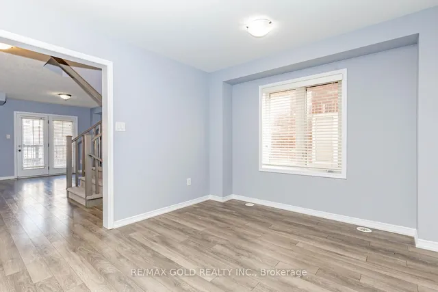 Additional image 13 of 22 Francesco St