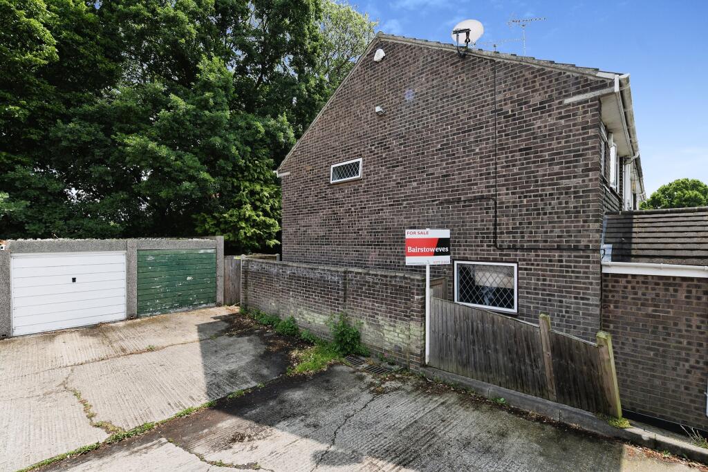 Additional image 13 of Wistaria Close, Pilgrims Hatch, Brentwood, Essex, CM15