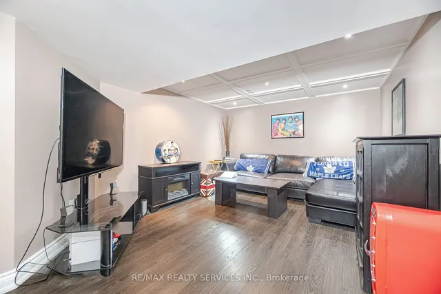 Additional image 23 of 64 Kimbark Dr