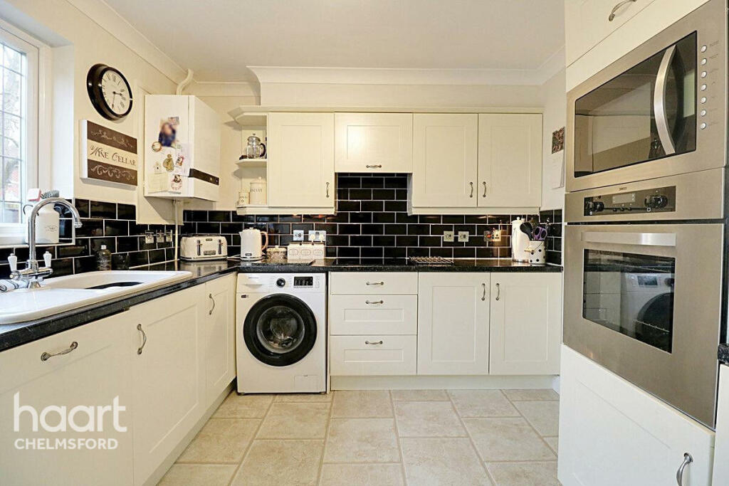 Additional image 5 of Flintwich Manor, Chelmsford