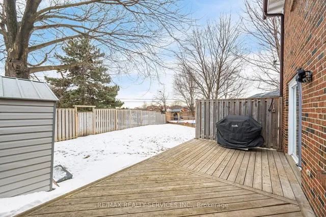 Additional image 29 of 76 Simmons Blvd