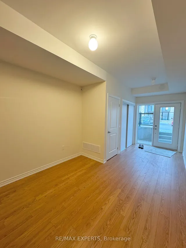 Additional image 8 of 20 Halliford Pl Unit 102