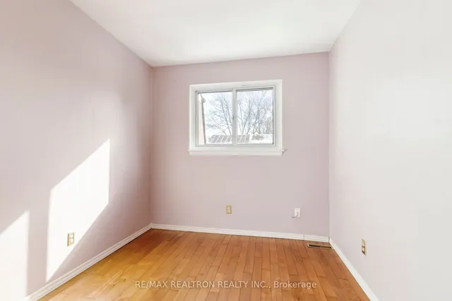 Additional image 31 of 44 Chester Le Blvd Unit 6