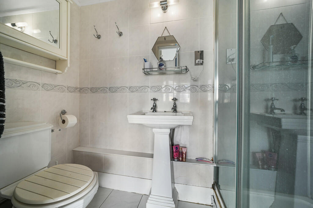 Additional image 17 of Harwich Road, Great Oakley