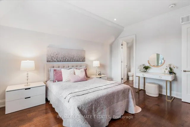 Additional image 33 of 26 Madawaska Ave