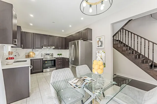 Additional image 12 of 351 Royal West Dr