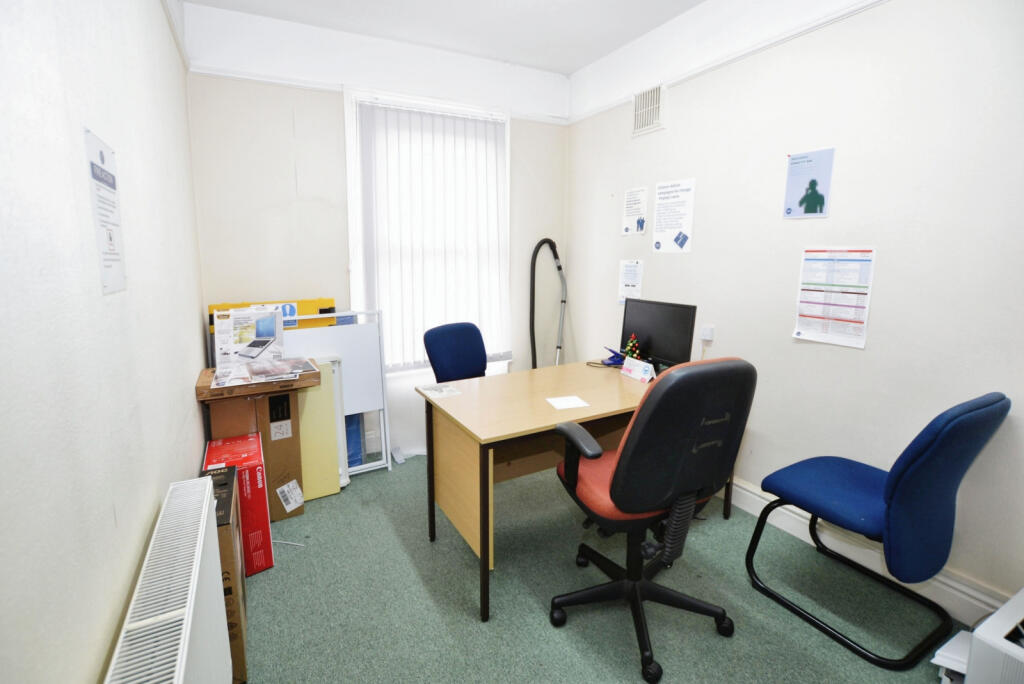 Additional image 16 of Carnarvon Road, CO15