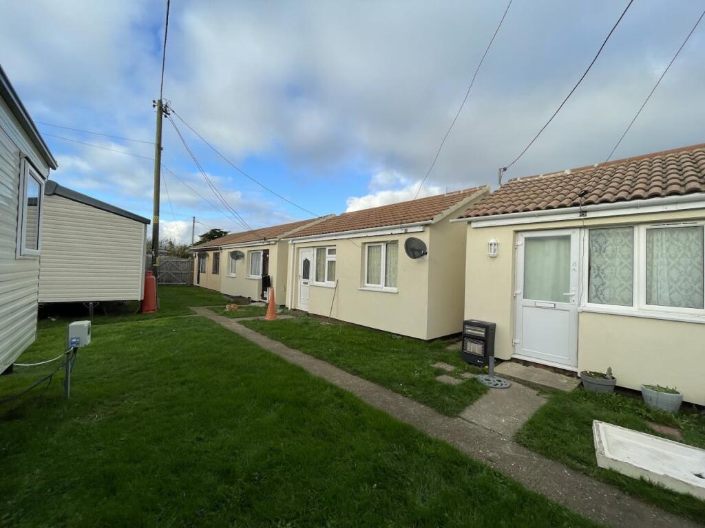 Additional image 4 of Pretoria Caravan Park, Point Clear, St Osyth, Clacton on Sea, CO16 8NG