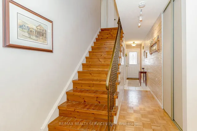 Additional image 5 of 4 Collins Cres