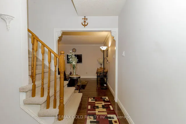 Additional image 7 of 8 Saint Tropez Crt
