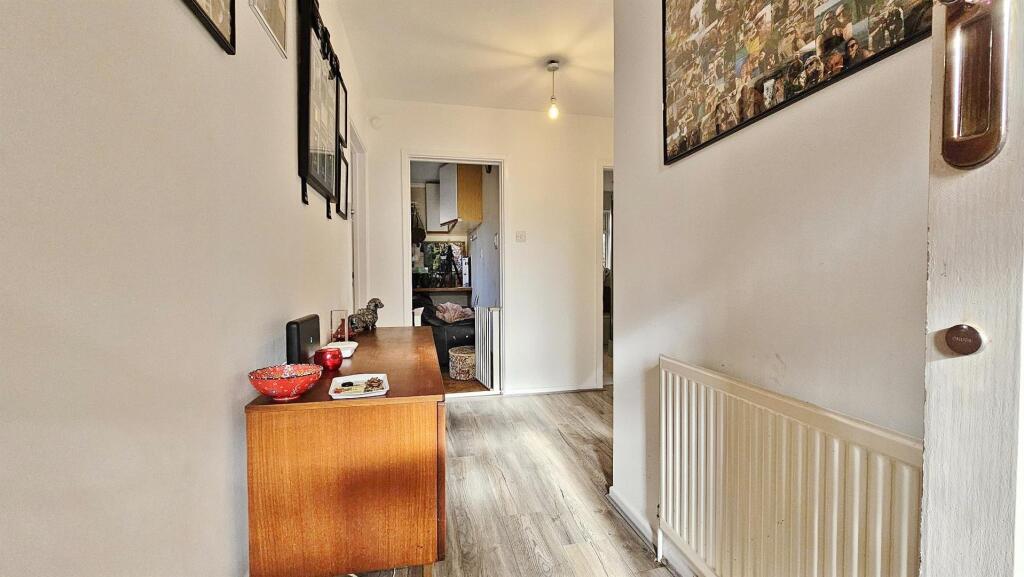 Additional image 4 of Ferndown Road, Frinton-On-Sea