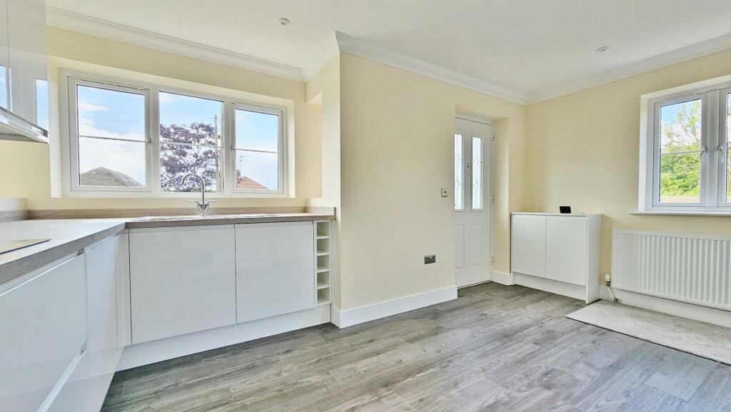 Additional image 6 of Fifth Avenue, Frinton-On-Sea