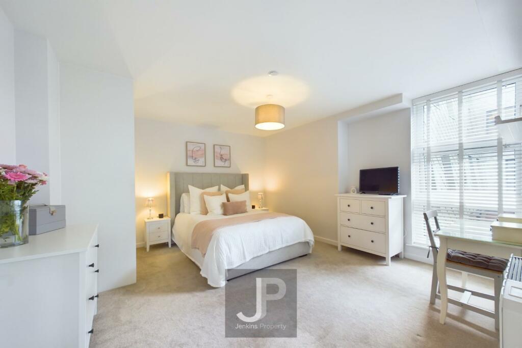 Additional image 4 of Ingrave Road