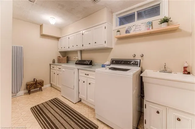 Additional image 30 of 16 Woodview Cres