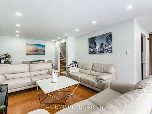 Additional image 7 of 13 Foxacre Row