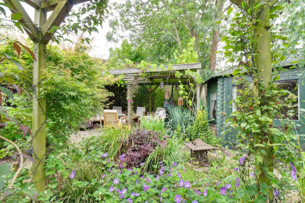 Additional image 20 of Hertfordshire, SAWBRIDGEWORTH, CM21