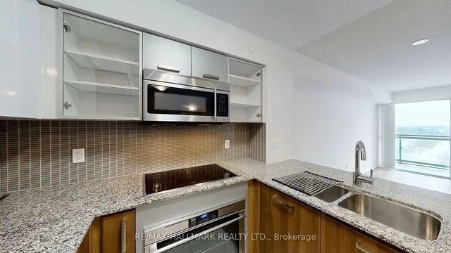 Additional image 16 of 5168 Yonge St Unit 711