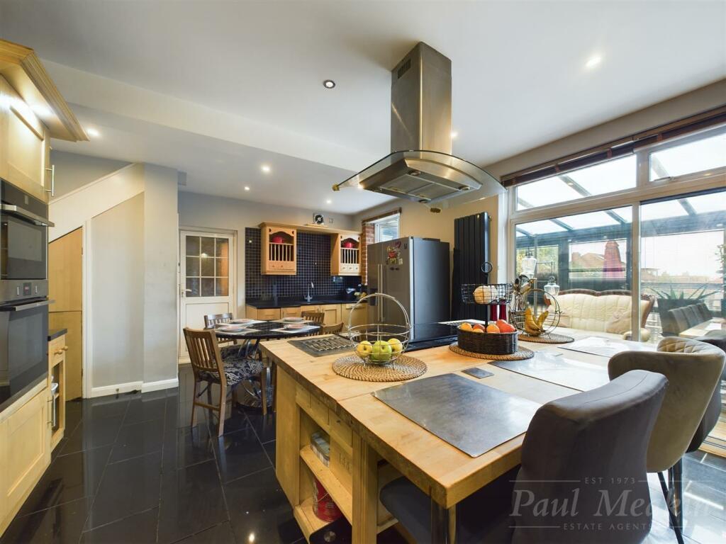 Additional image 6 of Queenhill Road, South Croydon