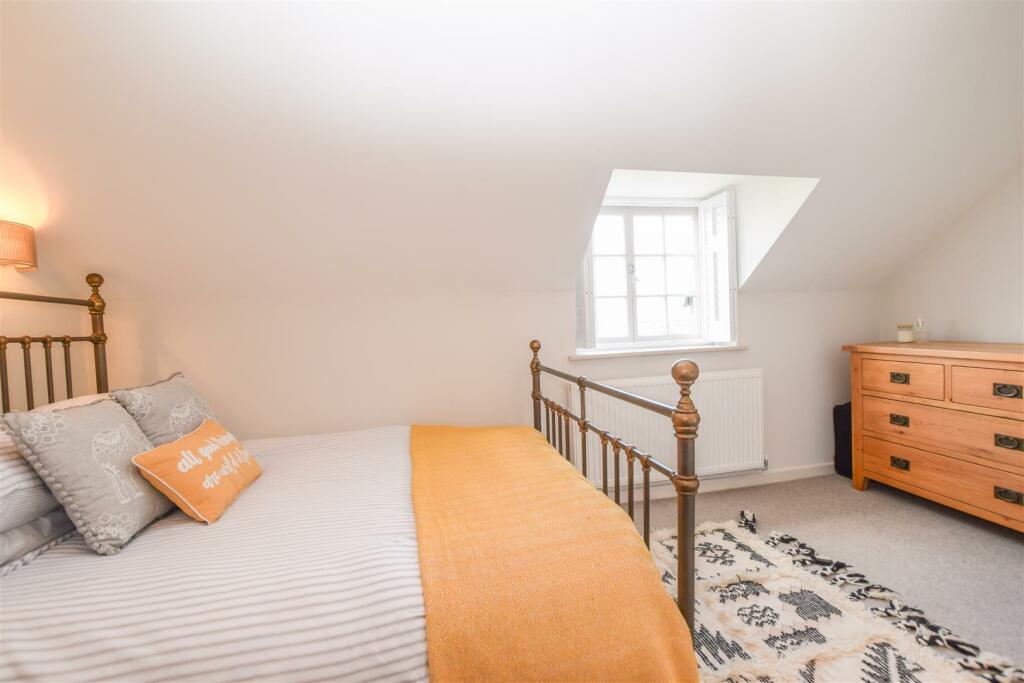 Additional image 23 of The Parade, Parkgate