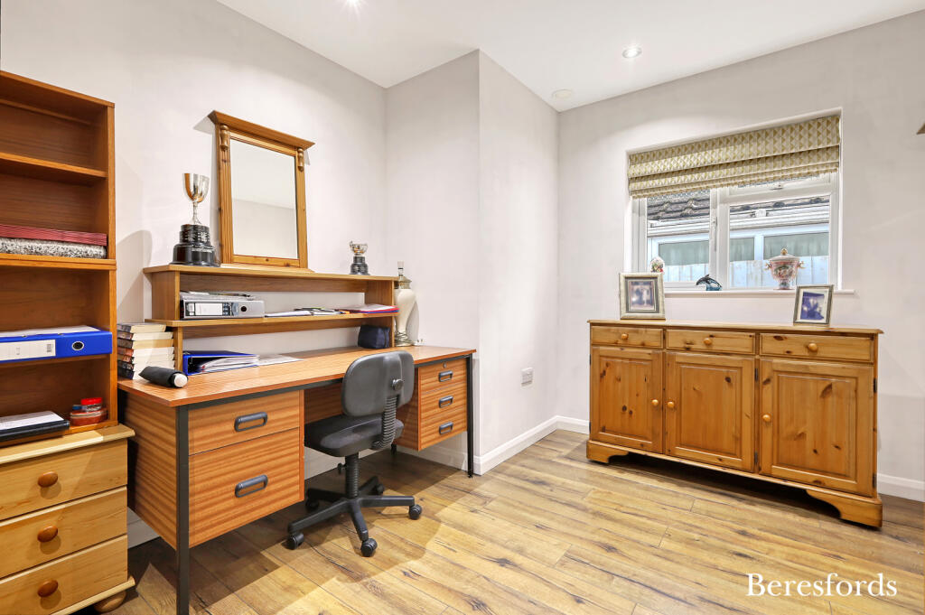 Additional image 14 of Runsell Close, Danbury, CM3