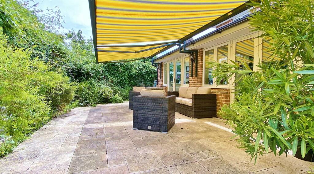 Additional image 34 of Third Avenue, Frinton-On-Sea