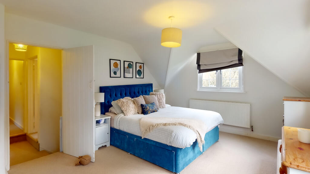 Additional image 27 of Woodland Way, Caterham, CR3